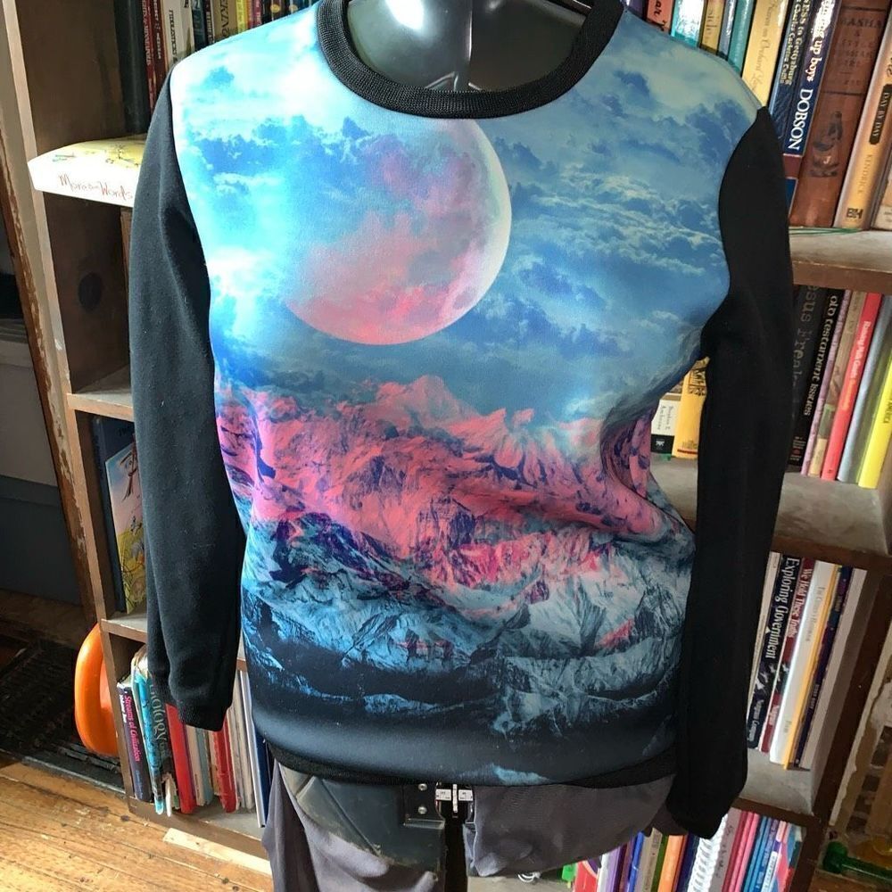 Gestuz mountain techno rave Nordstroms S cozy sweatshirt